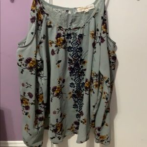 Cold shoulder top